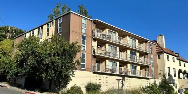 2 Panoramic Way