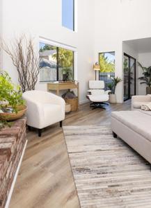 1901 Courtyard Drive