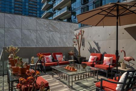 589 Palm Street