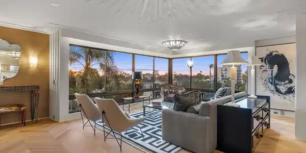 3161 1St
