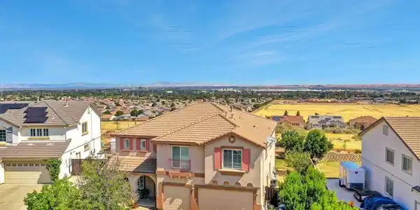 4068 Barn Hollow Way
