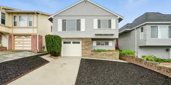362 Lakeshire Drive