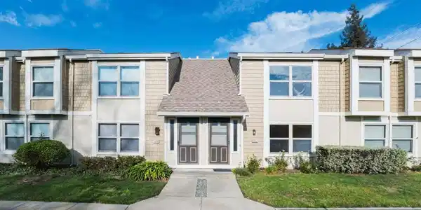 2252 Creek Bed Court