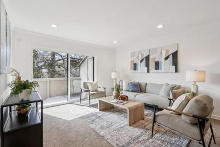 1006 N Abbott Avenue