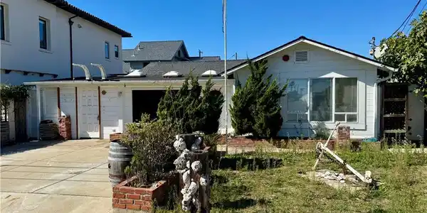 304 Windward Avenue