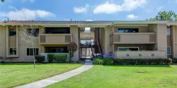 8877 Lauderdale Court