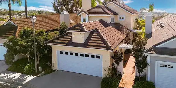 33 Windcrest