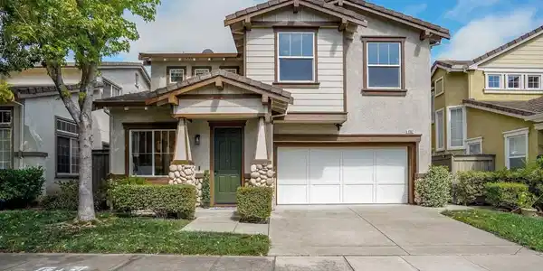 1162 Waverly Cir