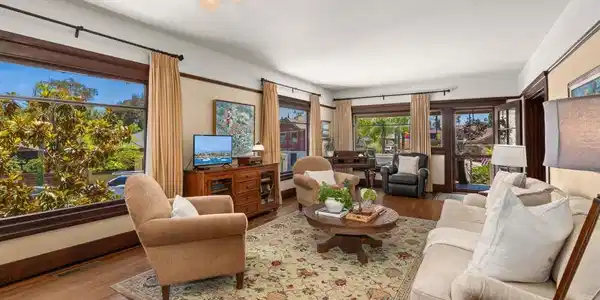 4316 Hermosa Way