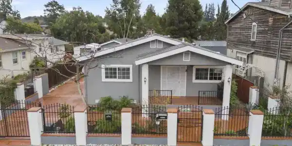 3932 Gardenia Pl