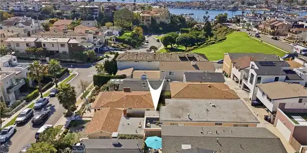429 Carnation Avenue