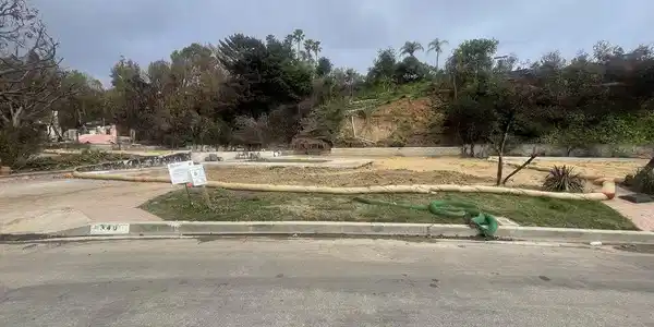 940 Las Pulgas Road
