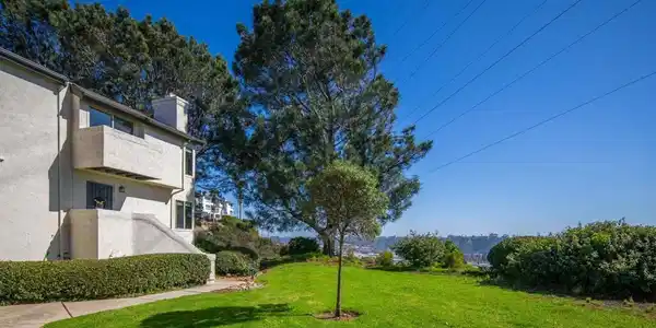 6635 Canyon Rim Row