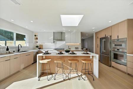 486 Southwood Avenue
