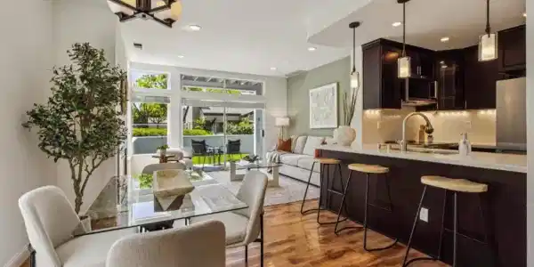 1725 Parkview Green Circle
