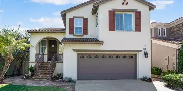 2201 Bay View Drive