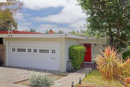 8415 Ney Ave