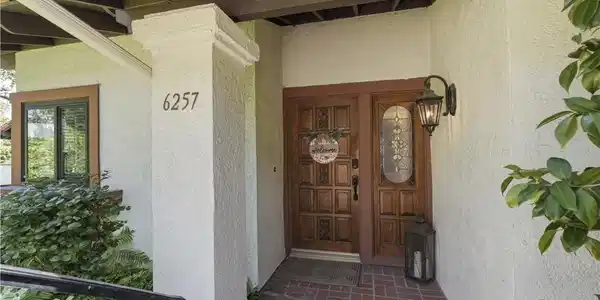 6257 Riviera Circle