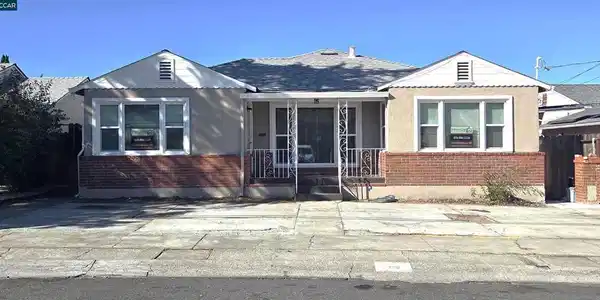 62 Lorraine Ave
