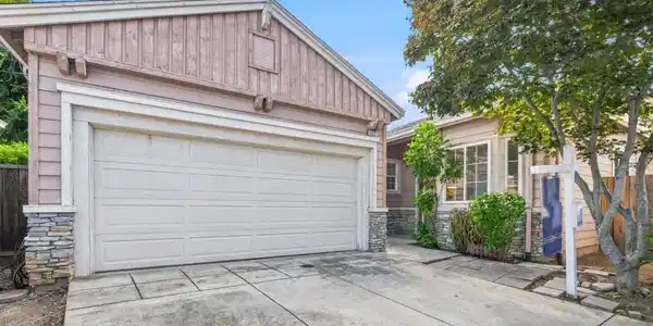 38557 Poe Terrace
