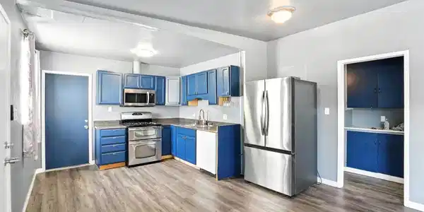 736 Olivewood Ter