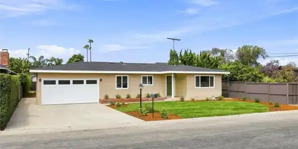 828 Willow