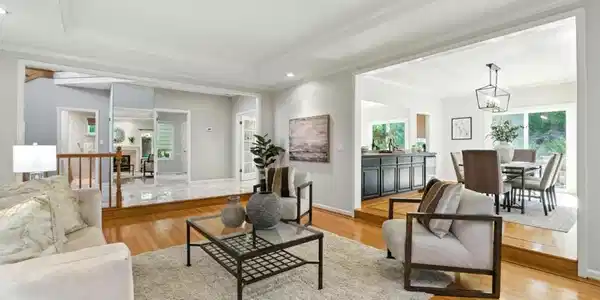 3711 Hamilton Way