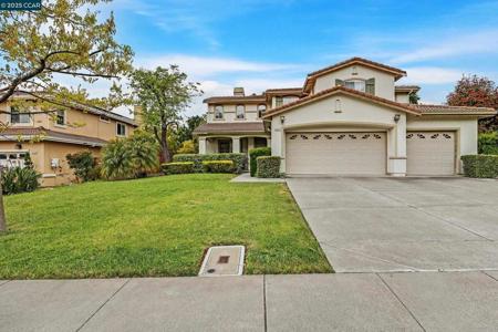 2261 Bennington Dr