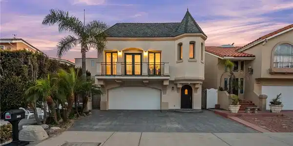 3933 Sunset