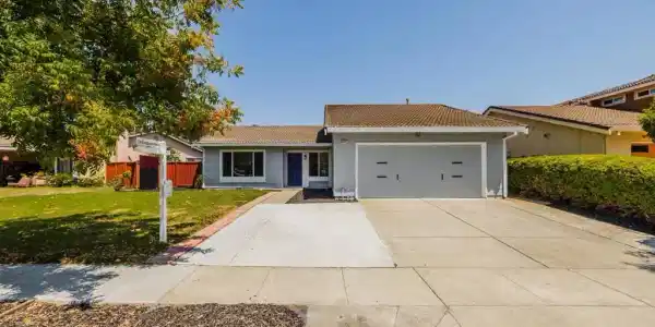 33457 Caliban Dr