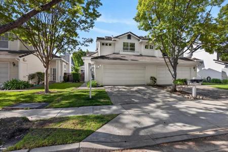 5417 Ridgewood Drive