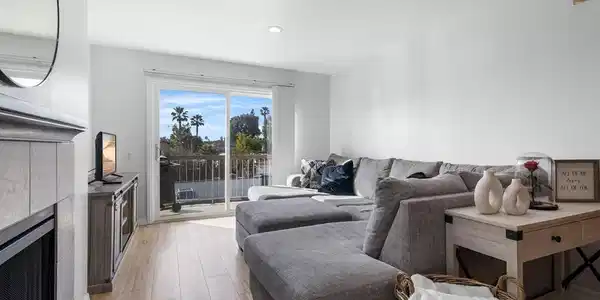 3554 Sunset Lane