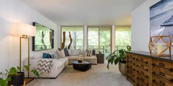 1100 Sharon Park Drive