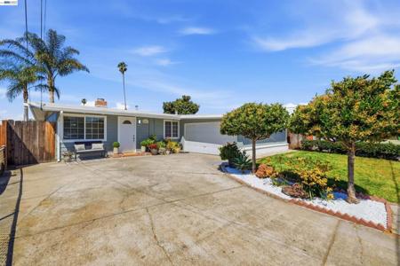 27767 Coronado Way