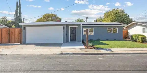 2697 Mayfair