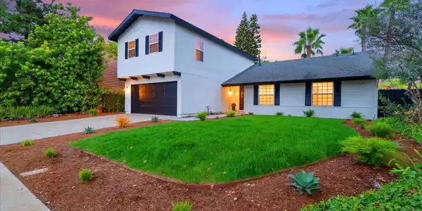 7212 Columbine Dr