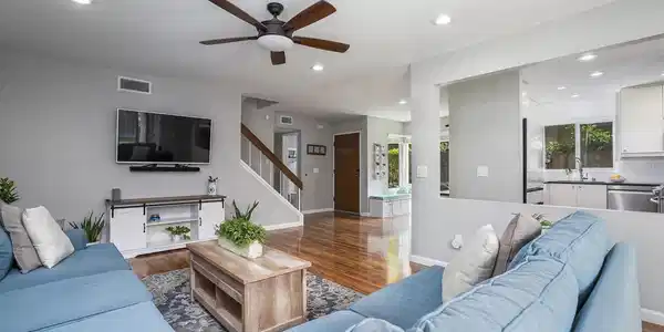 1465 Bridgeview