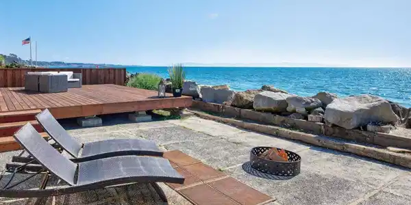 745 Las Olas Drive