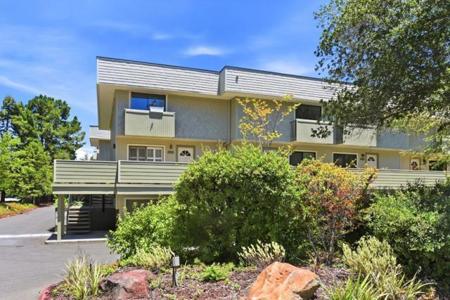 2315 Sharon Road
