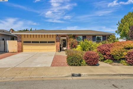 947 Crane Ave
