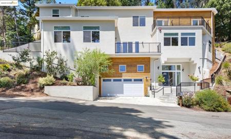 5915 Balboa Dr