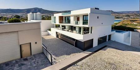 300 Orange Avenue
