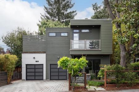 2161 Valparaiso Avenue