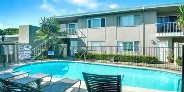 1184 Rutland Rd Unit 3