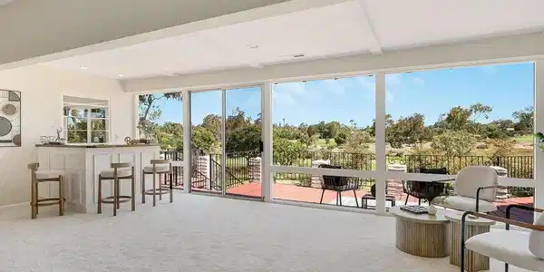 6418 Paseo Delicias