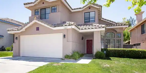 1307 Calle Ultimo