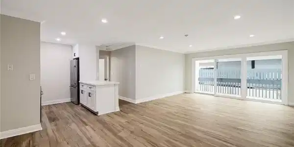 802 Camino Real