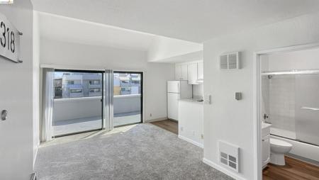 5 Embarcadero W