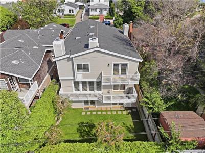 3609 Walnut