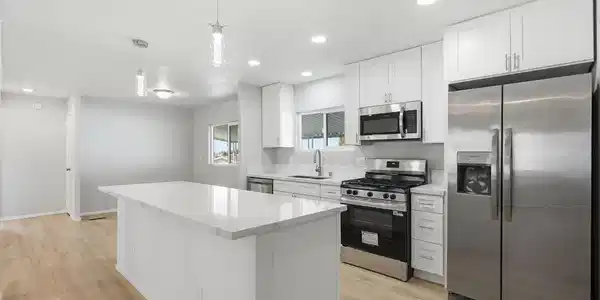 3340 Del Sol Blvd